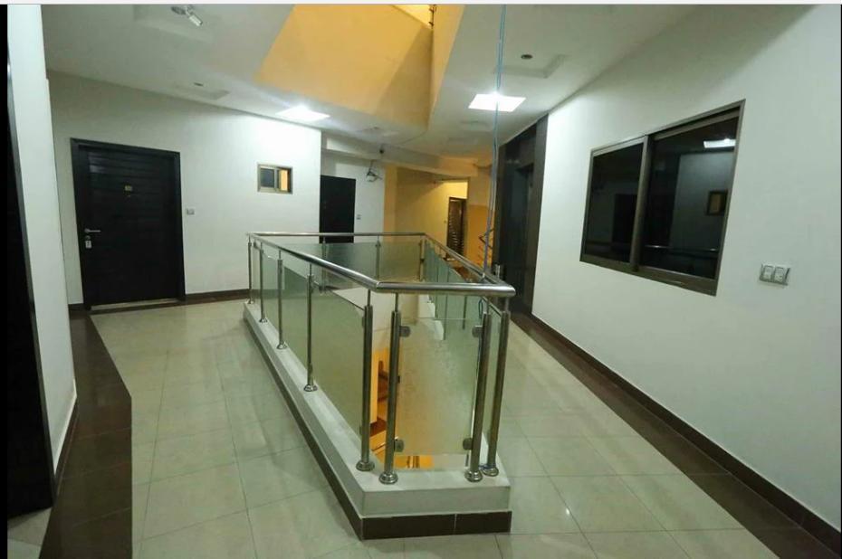 Hotel Multan Continental Екстериор снимка