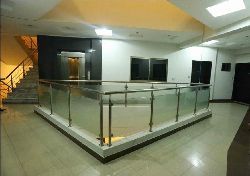 Hotel Multan Continental Екстериор снимка